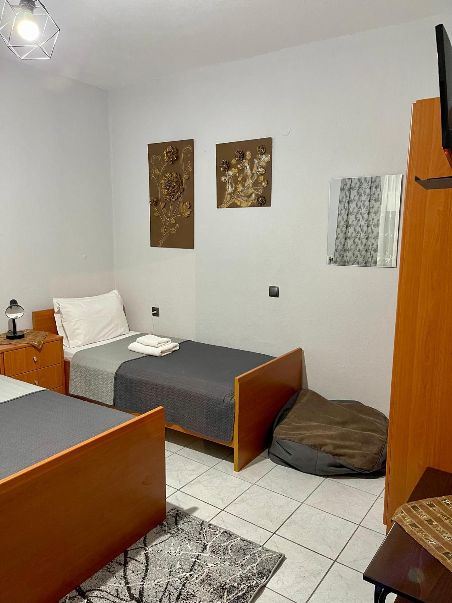 Guesthouse Tsoka Orma Luaran gambar